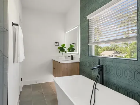 2595 Paul Quinn Street Houston TX 77091