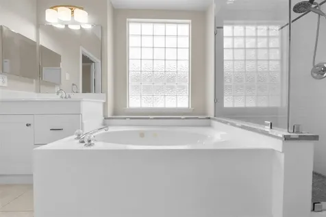 19410 Water Point Trail Kingwood TX 77346