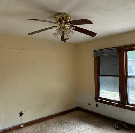 706 Pearson Street Natalia TX 78059