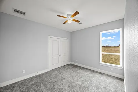 395 Brahman Trail Angleton TX 77515