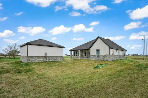 395 Brahman Trail Angleton TX 77515