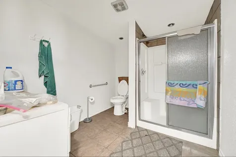 209 Frawley Street Houston TX 77009