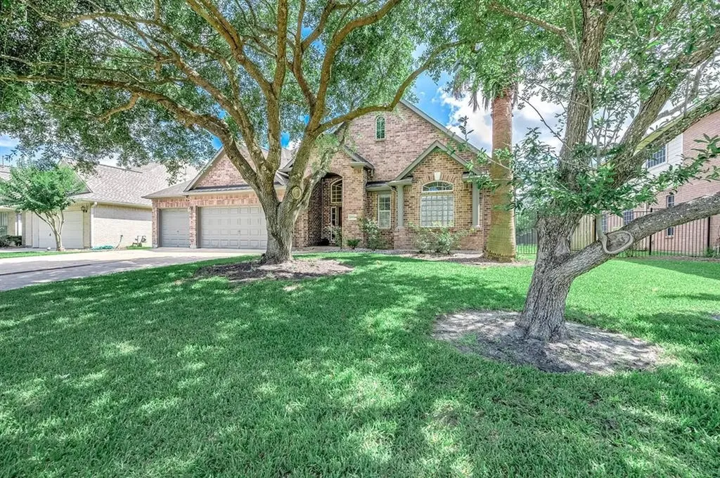 3403 E Cedar Hollow Drive Pearland TX 77584