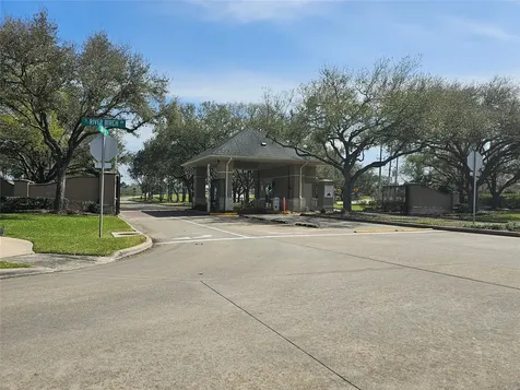 3403 E Cedar Hollow Drive Pearland TX 77584