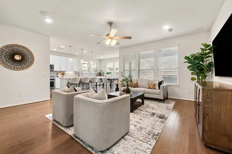 4022 Delta Rose Street Houston TX 77018