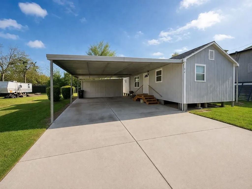 217 W Mulberry Avenue Wharton TX 77488