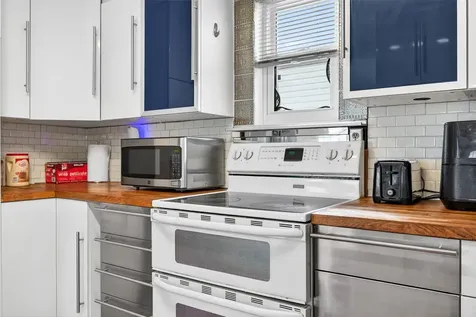 906 91st Street Galveston TX 77554