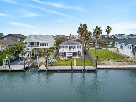 906 91st Street Galveston TX 77554