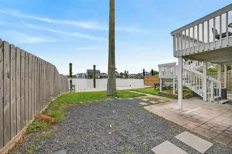 906 91st Street Galveston TX 77554