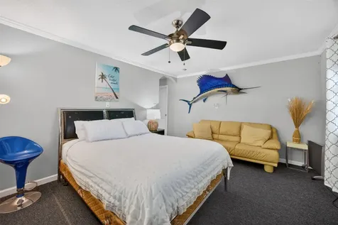 906 91st Street Galveston TX 77554