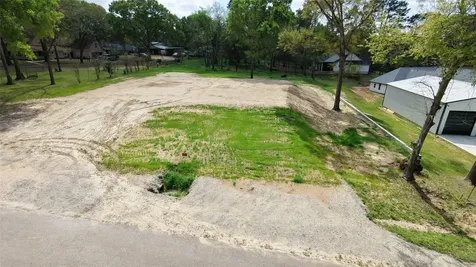 13391 Country Oak Drive Willis TX 77318