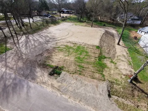 13391 Country Oak Drive Willis TX 77318