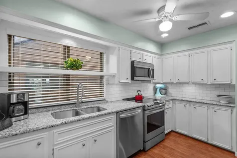 659 Davis Road League City TX 77573