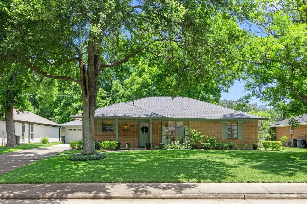 603 Alcorn Street Sugar Land TX 77478