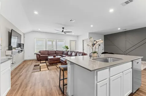 903 Curly Angora Court Rosharon TX 77583