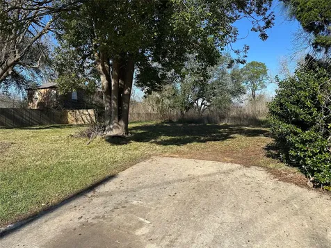 5322 Phillips Street Texas City TX 77591