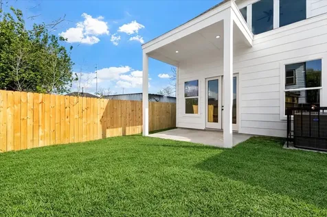 311 Tennessee Street Houston TX 77029