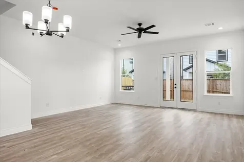 311 Tennessee Street Houston TX 77029