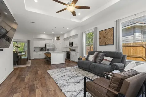 10921 Oriole Place Conroe TX 77385