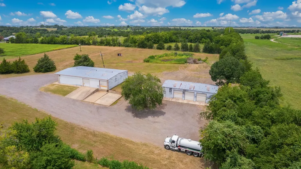 1630 Fm 109 Brenham TX 77833