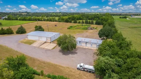 1630 Fm 109 Brenham TX 77833