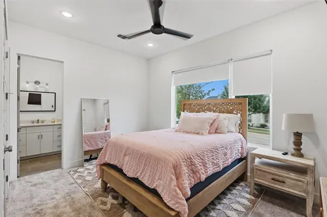 2852 Persimmon Ridge Court Bryan TX 77807