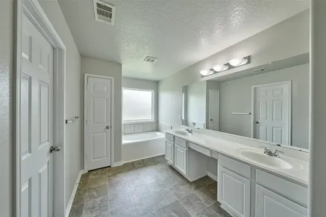 9935 Knob Hollow Way Conroe TX 77385