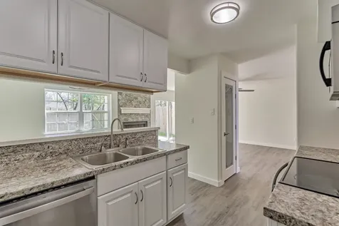 12239 Glenview Drive Montgomery TX 77356
