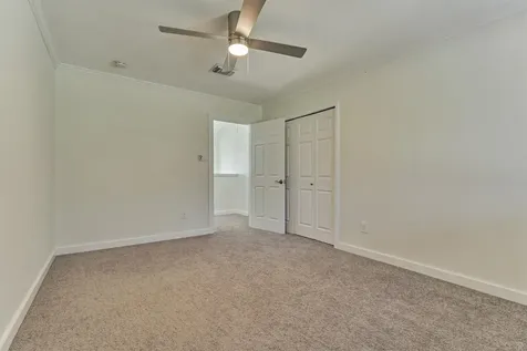 12239 Glenview Drive Montgomery TX 77356