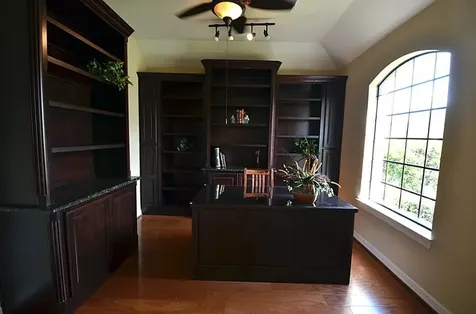 2498 Encino Avenue League City TX 77573