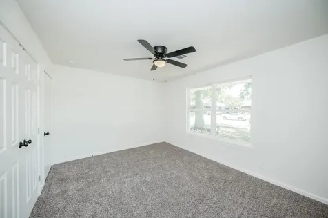 5221 Libbey Lane Houston TX 77092