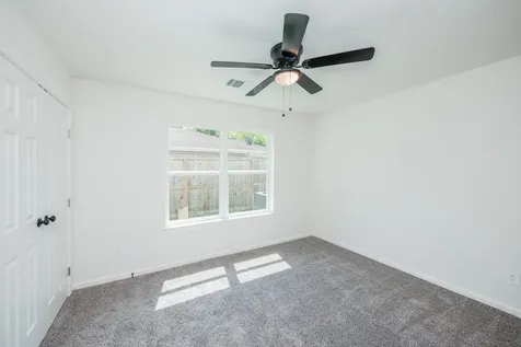 5221 Libbey Lane Houston TX 77092