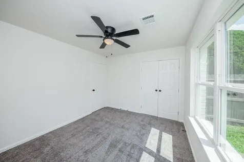 5221 Libbey Lane Houston TX 77092