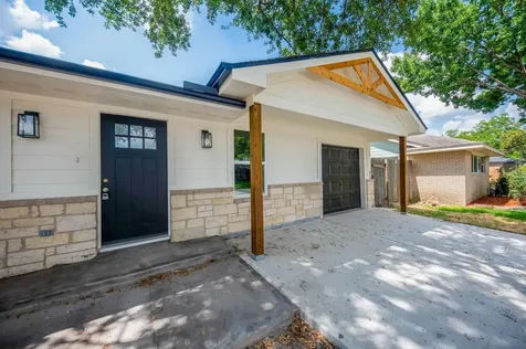 5221 Libbey Lane Houston TX 77092