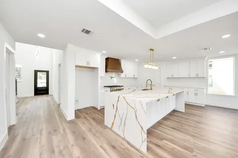 22 Presidio Montgomery TX 77356
