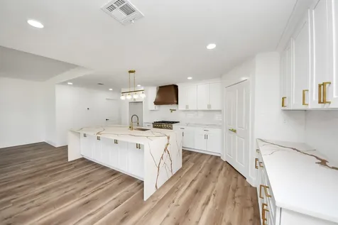 22 Presidio Montgomery TX 77356