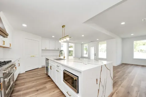 22 Presidio Montgomery TX 77356
