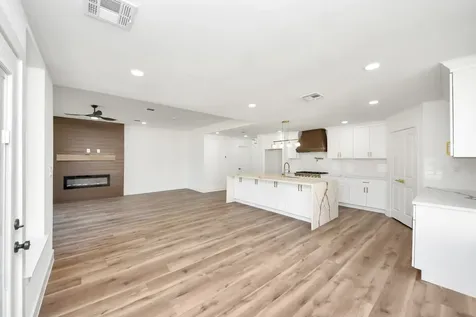 22 Presidio Montgomery TX 77356