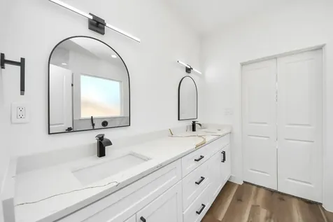 22 Presidio Montgomery TX 77356