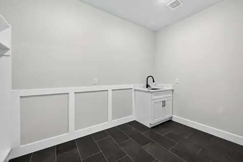 484 Angus Trail Angleton TX 77515