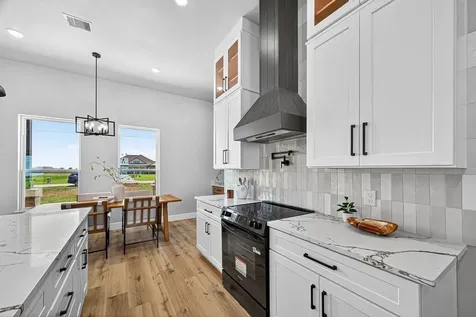 484 Angus Trail Angleton TX 77515