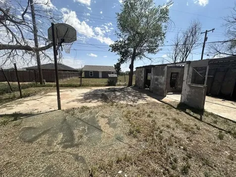 3406 E 15th Street Lubbock TX 79403