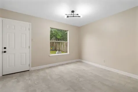 6723 Bayou Crest Drive Houston TX 77088