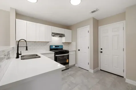 6723 Bayou Crest Drive Houston TX 77088