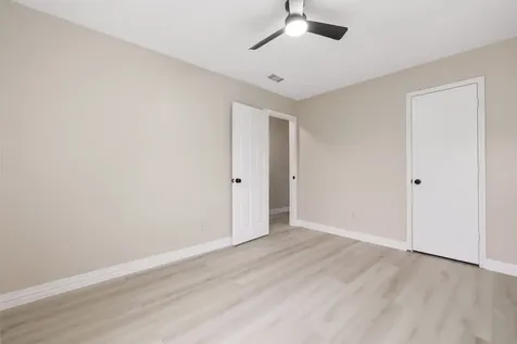 6723 Bayou Crest Drive Houston TX 77088