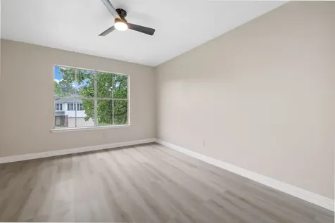 6723 Bayou Crest Drive Houston TX 77088