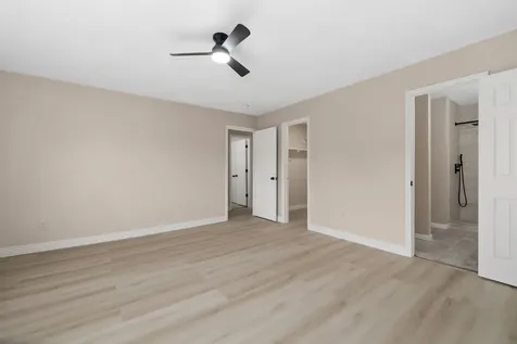 6723 Bayou Crest Drive Houston TX 77088