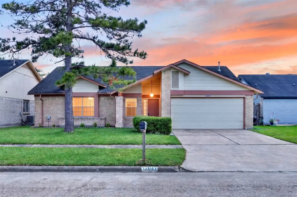 12047 Plumpoint Drive Houston TX 77099