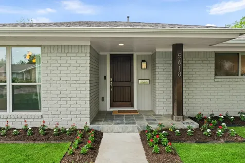 5618 Wigton Drive Houston TX 77096