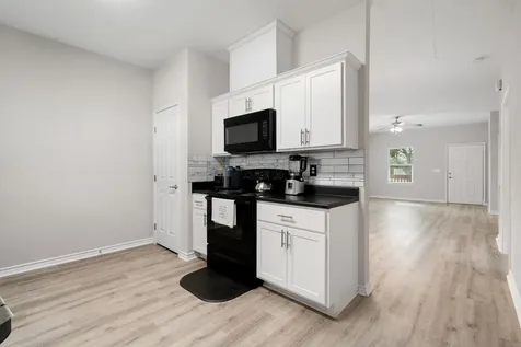 6927 David Street Pearland TX 77584